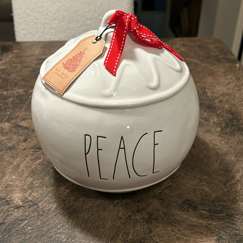 XL table top Rae Dunn ornament